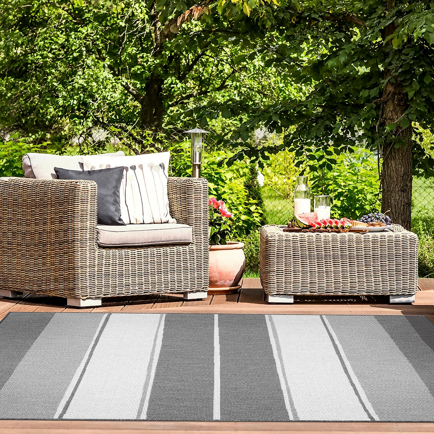Duo Weave Indoor/Outdoor Rug - Stripe Charcoal - 160x230cm 4 Duo Weave Indoor/Outdoor Rug - Stripe Charcoal - 160x230cm - Image 2